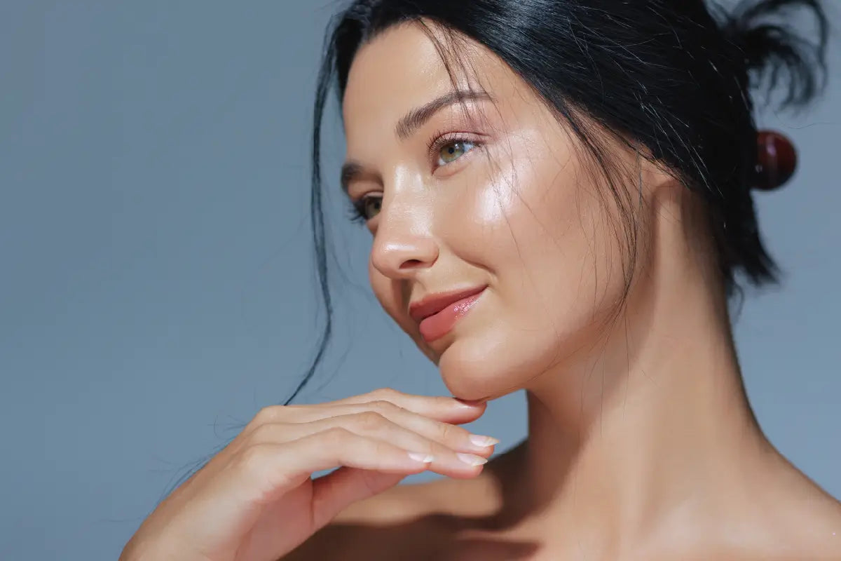 Bariera hydrolipidowa skóry – jak działa i jak ją odbudować?