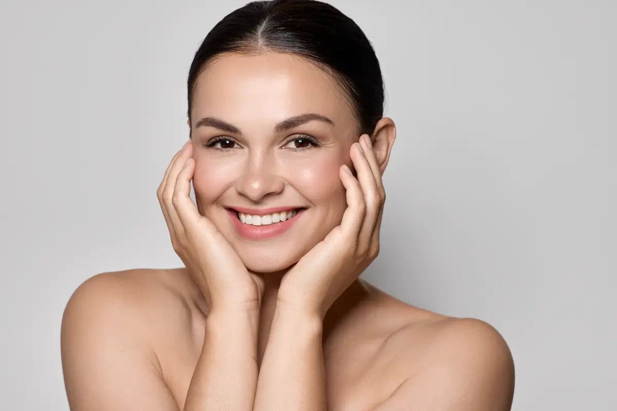 Efekt Glass Skin - jak osiągnąć efekt tafli szkła dzięki świadomej pielęgnacji?