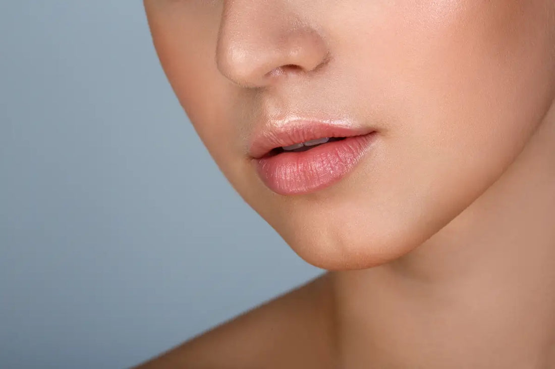 Jak poprawić owal twarzy naturalnie? Skuteczna pielęgnacja i masaż z kosmetykami Orientana