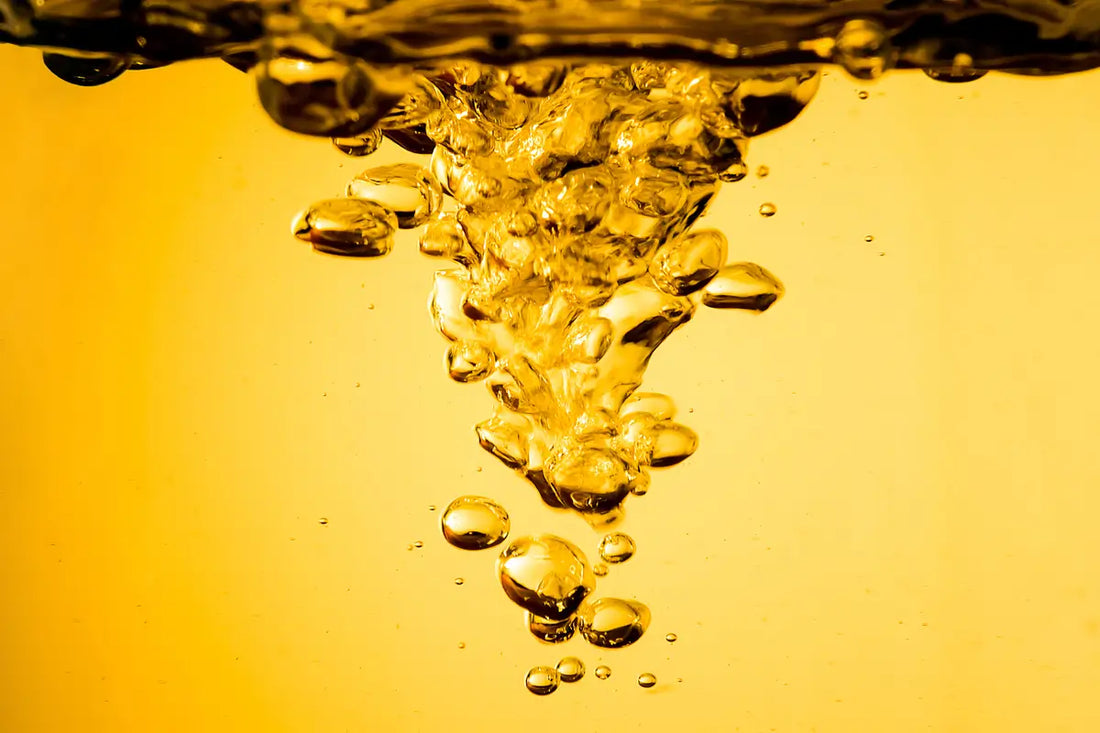 Olej sezamowy - właściwości i zastosowanie w nowoczesnej pielęgnacji skóry i włosów