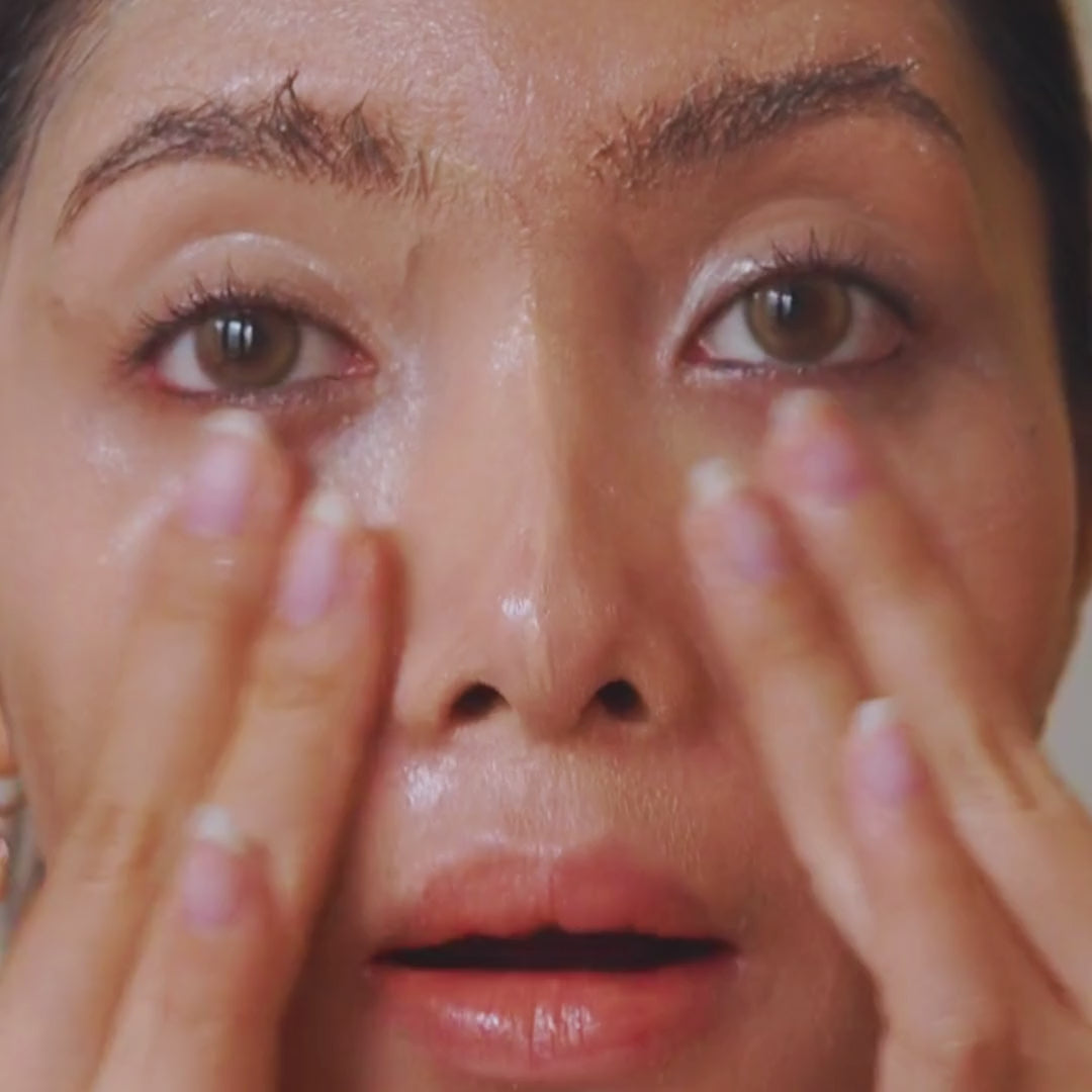 Load video: Face, eye and lip makeup remover oil with golden orange and tsubaki 100 ml